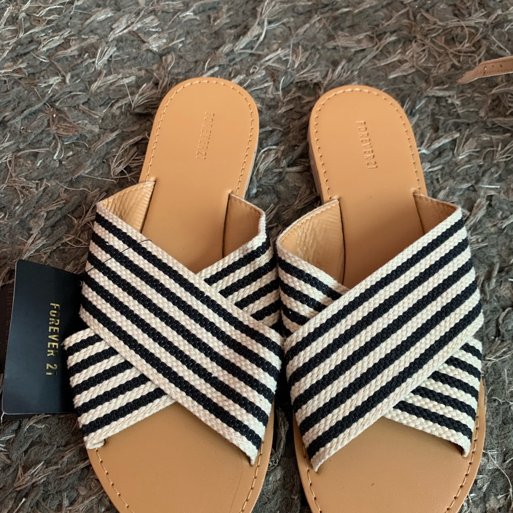 Forever 21 Women's Black and Tan Striped Sandals